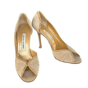 Manolo Blahnik Pumps Beige Suede Heels